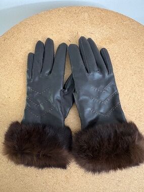Vintage Vinyl Gloves with Rabbit Fur trim at the wrist - Size L